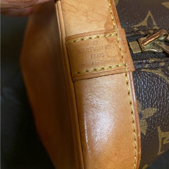 Authentic Louis Vuitton Monogram Alma
PM Bag in good condition all offers!!🥰 - Picture 6 of 16